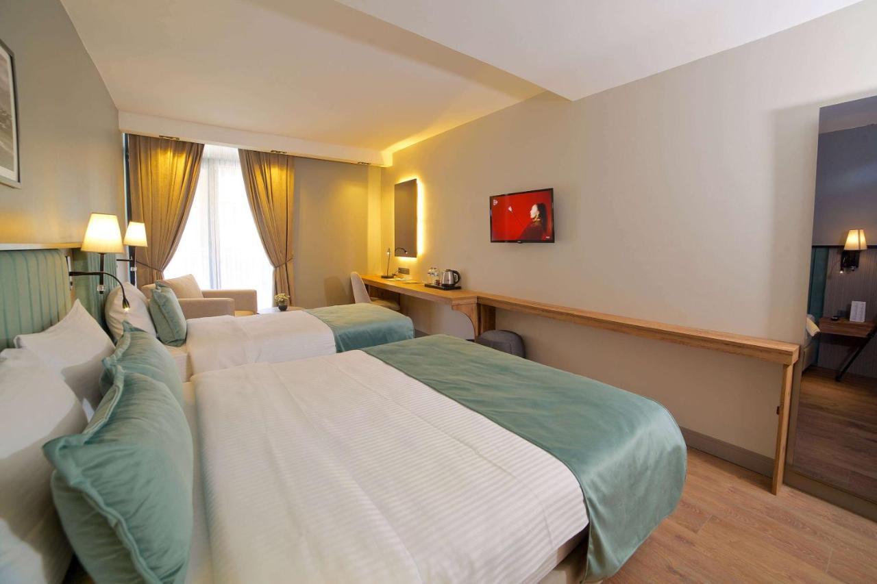 Days Inn By Wyndham Istanbul Arnavutkoy Exterior foto